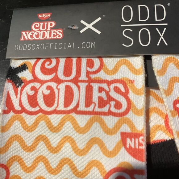 Cool Socks, Unisex Crew Compression Socks, Cup Noodles Print Adult Size 6-13 - Picture 2 of 5